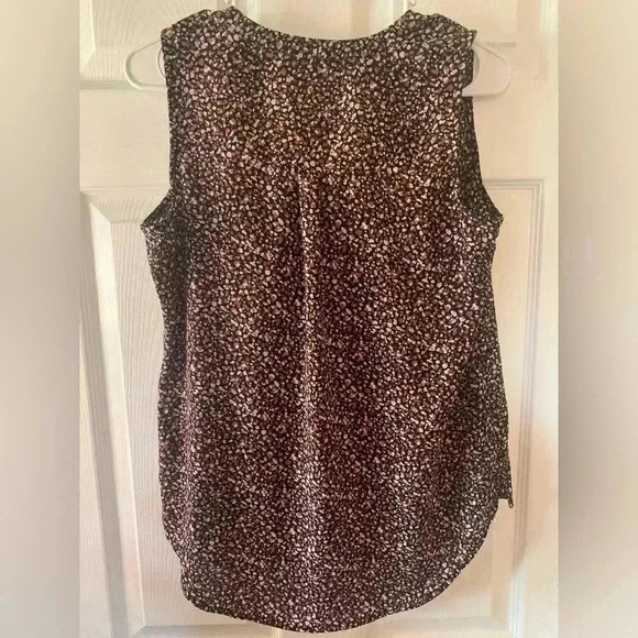 Woman’s APT.9 Tank Top Blouse - Picture 5 of 5